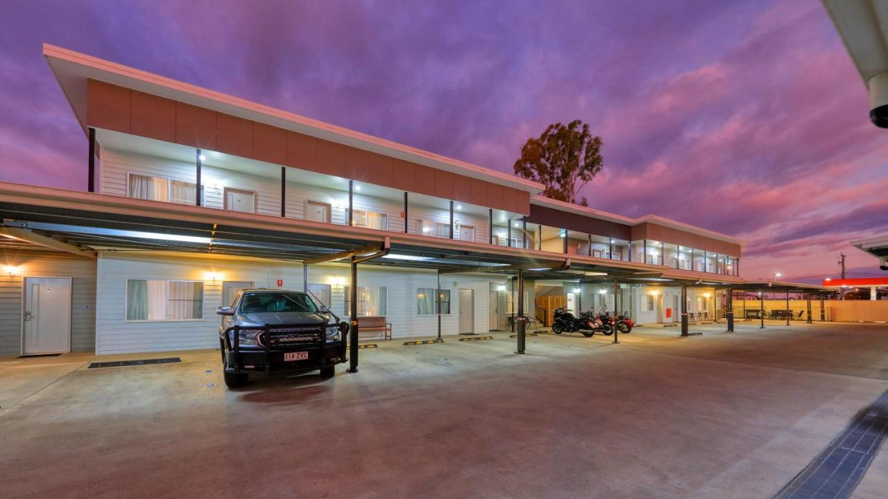 Drovers Motor Inn Дэлби Экстерьер фото