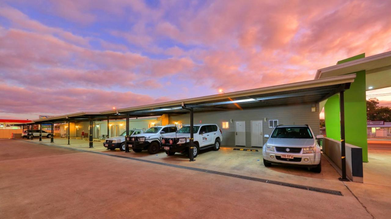 Drovers Motor Inn Дэлби Экстерьер фото