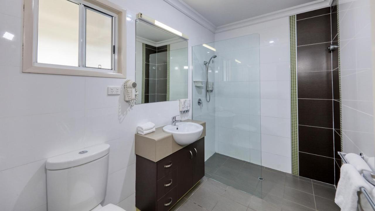 Drovers Motor Inn Дэлби Экстерьер фото